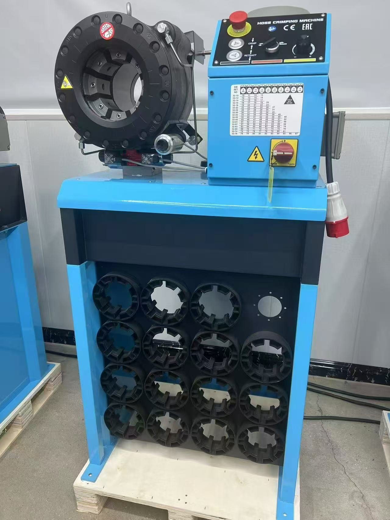 P32S hydraulic hose crimper