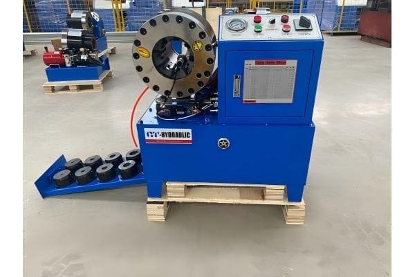 making final decision dx68 hose crimping machine