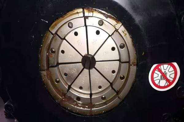 Lubrication Points on Hose Crimper