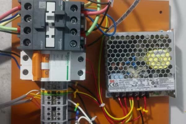 Hydraulic crimping machine button repair steps